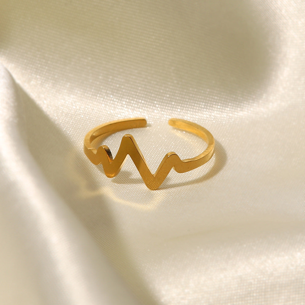 18K Gold Plated Heartbeat Ring – Versatile Love Jewelry