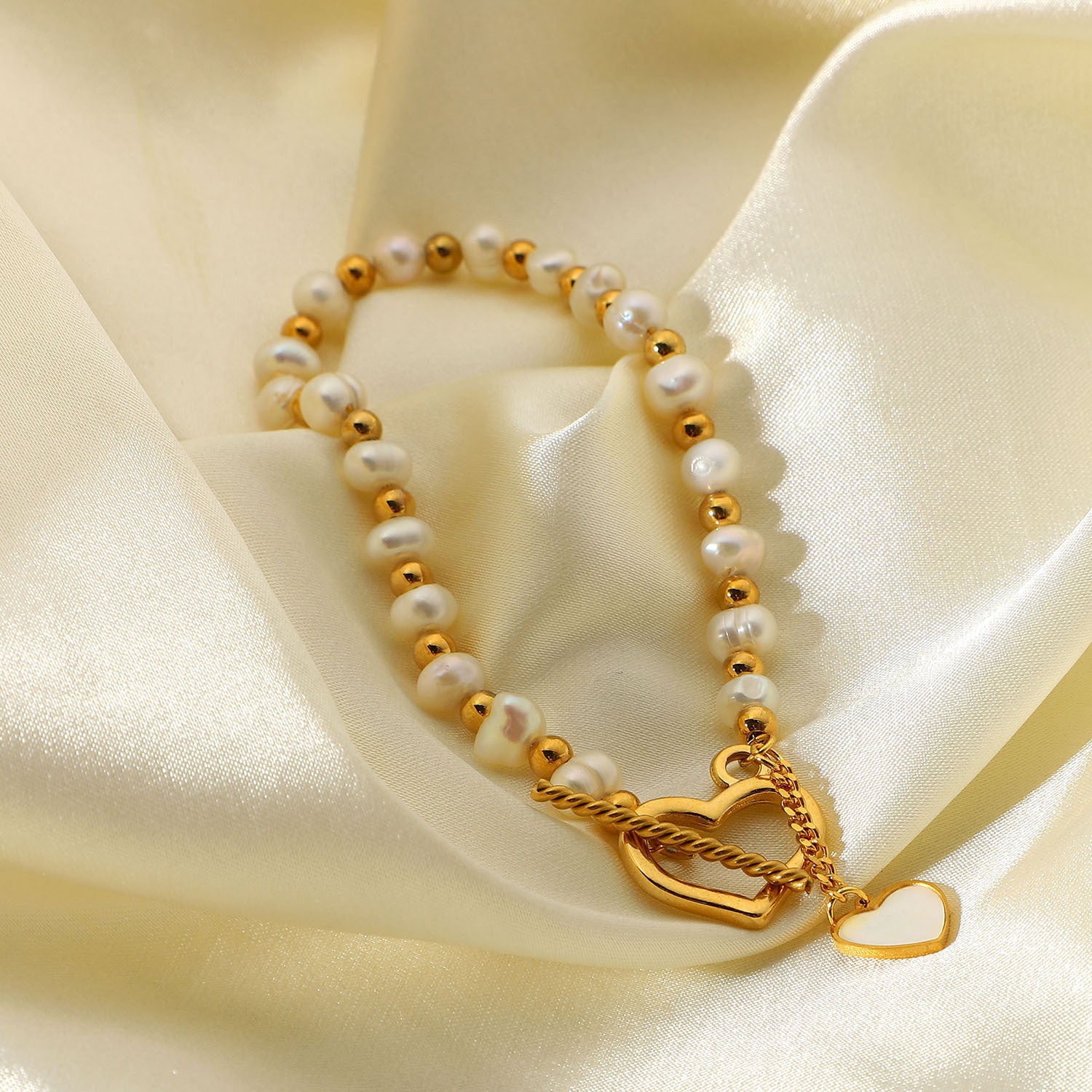 18K Gold Pearl Heart OT Buckle Bracelet for Women