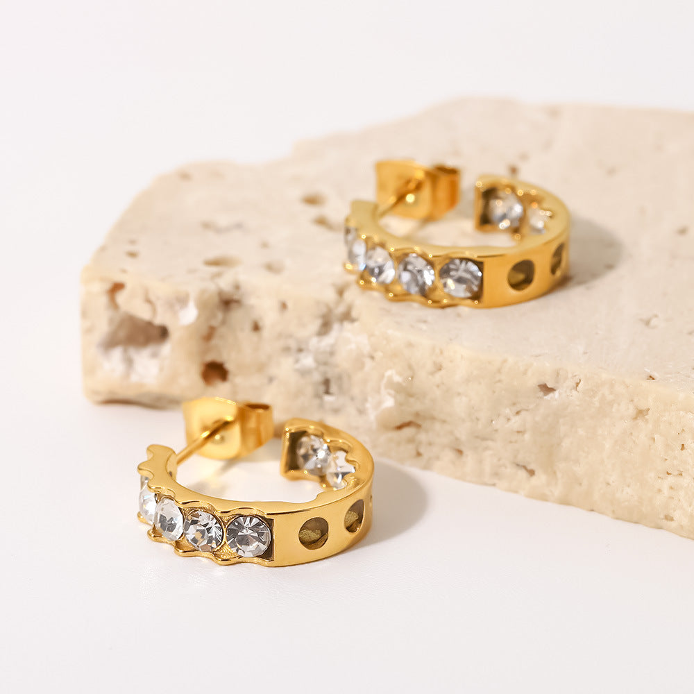 18k Gold Earrings – Elegant Luxury Jewelry for Everyday Style