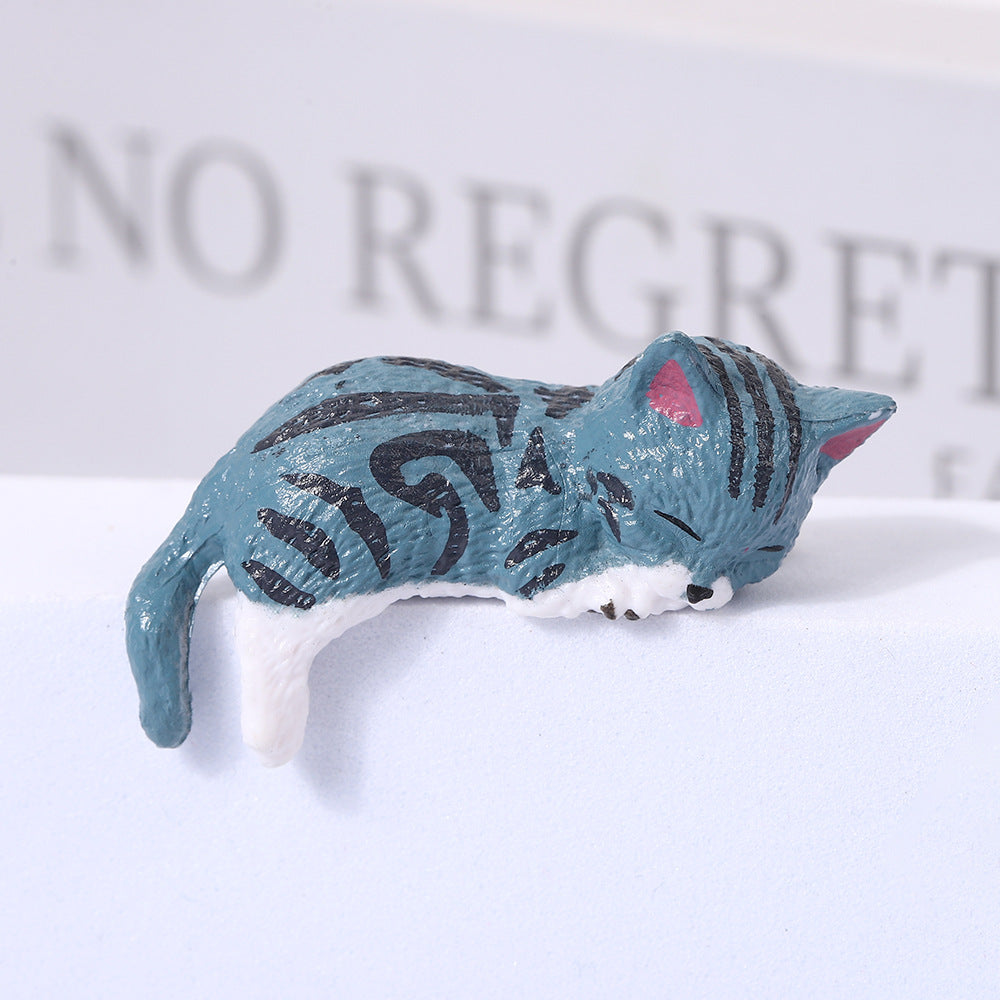 Cute Cat Figurine Mini Desk & Car Console Decoration
