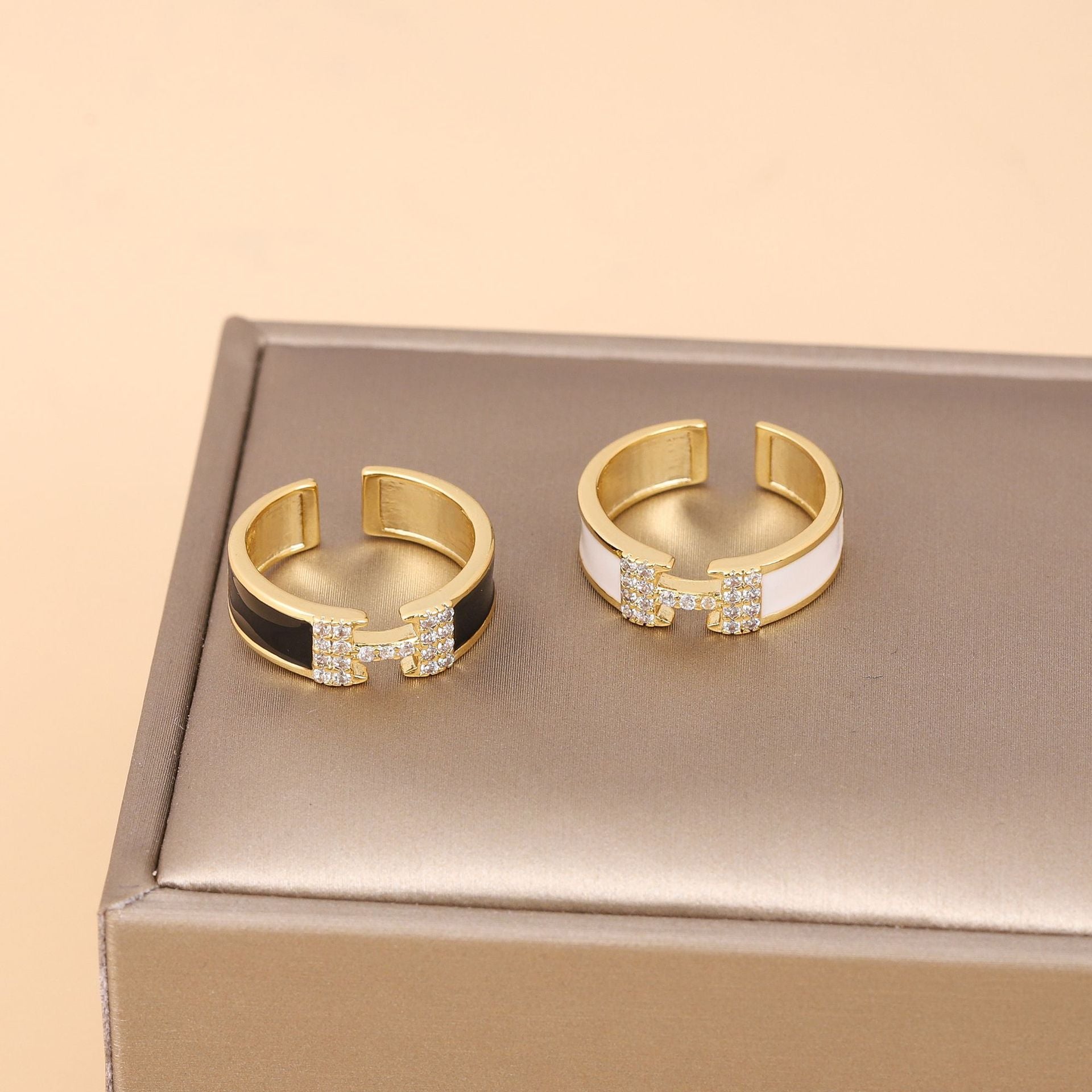 H Letter Drip Oil Open Ring – 18K Gold Adjustable Initial Ring